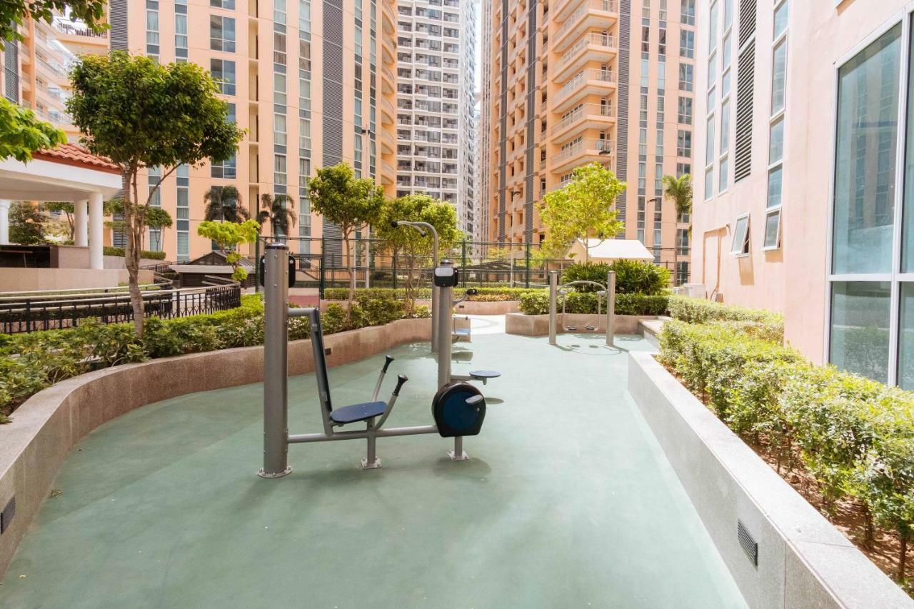 Reddoorz Premium @ Venice Luxury Bgc 2 Makati City Kültér fotó
