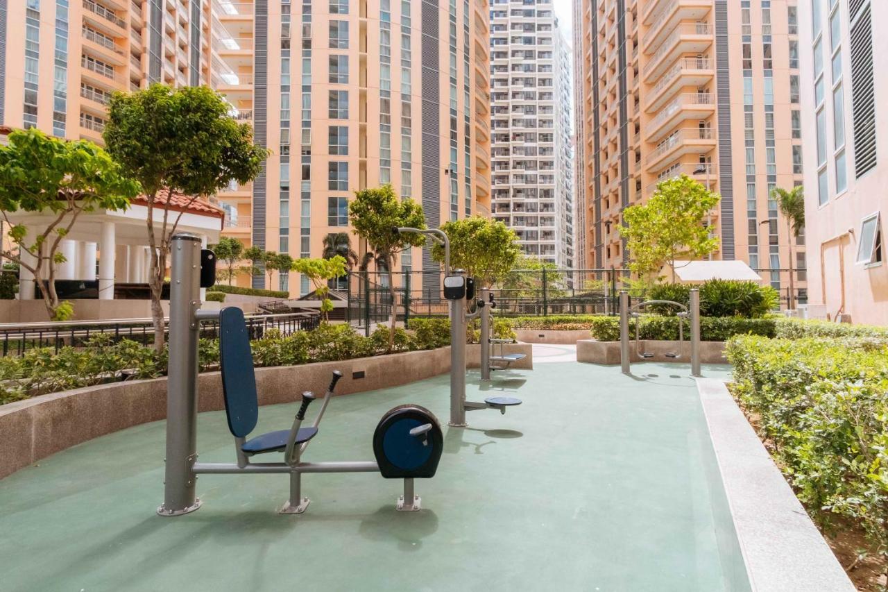 Reddoorz Premium @ Venice Luxury Bgc 2 Makati City Kültér fotó